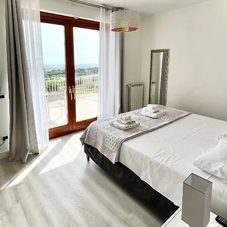 Cape House * Albano Laziale