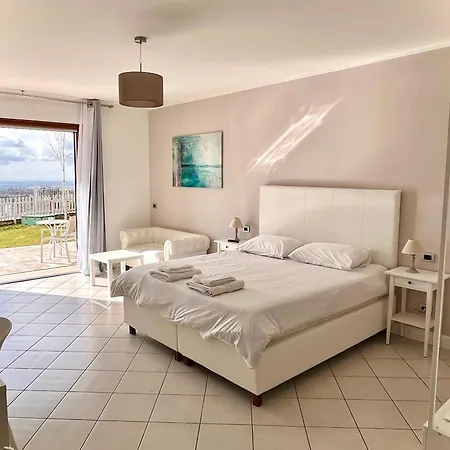 Вилла Cape House Альбано-Лациале